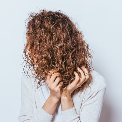 How to Avoid Split Ends in Curly Hair